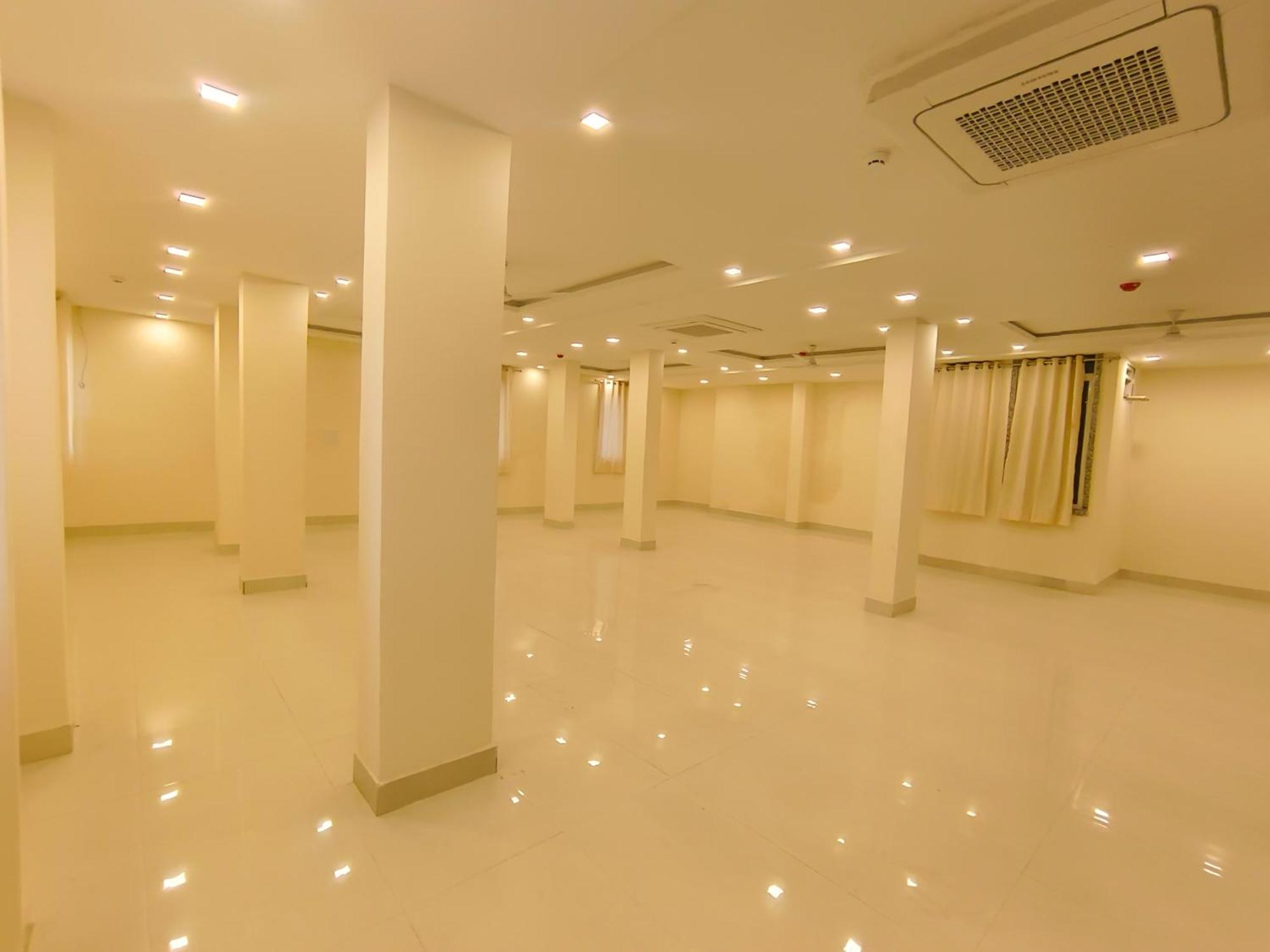 Hotel Veer Palace Near Udaipole Udaipur Esterno foto